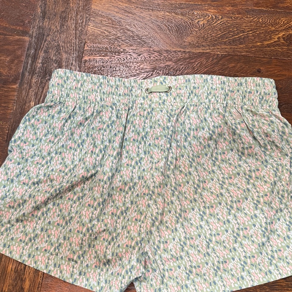 Club Social Size M Floral Print Women's Shorts - Picture 2 of 9